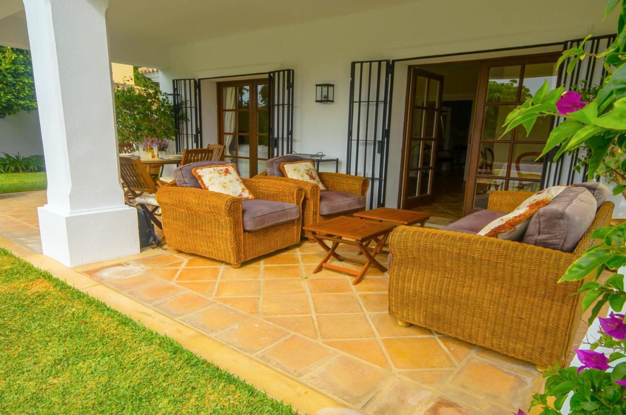 Villa Del Mar- Private Swimming Pool Next To The Beach Estepona Exterior foto