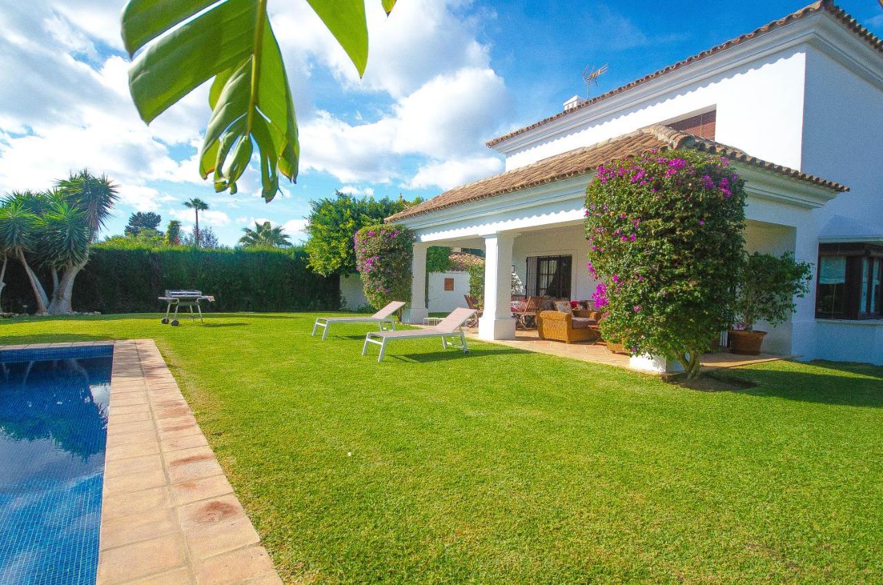 Villa Del Mar- Private Swimming Pool Next To The Beach Estepona Exterior foto